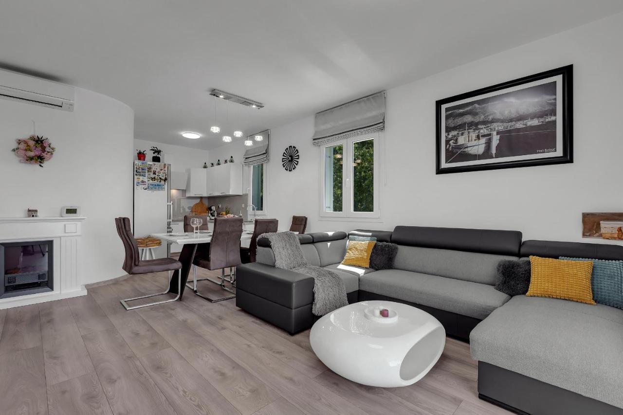 Apartment Apricus Makarska Eksteriør bilde