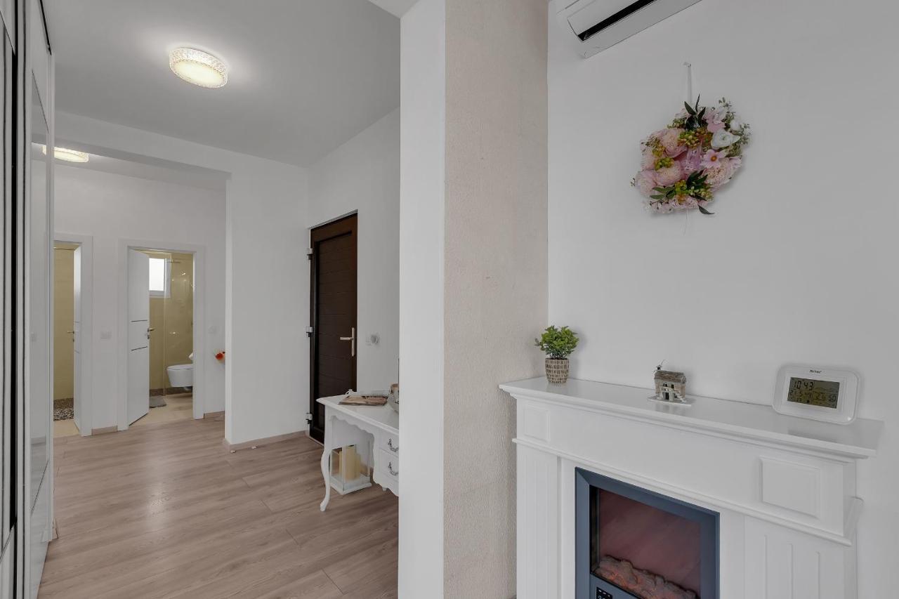 Apartment Apricus Makarska Eksteriør bilde