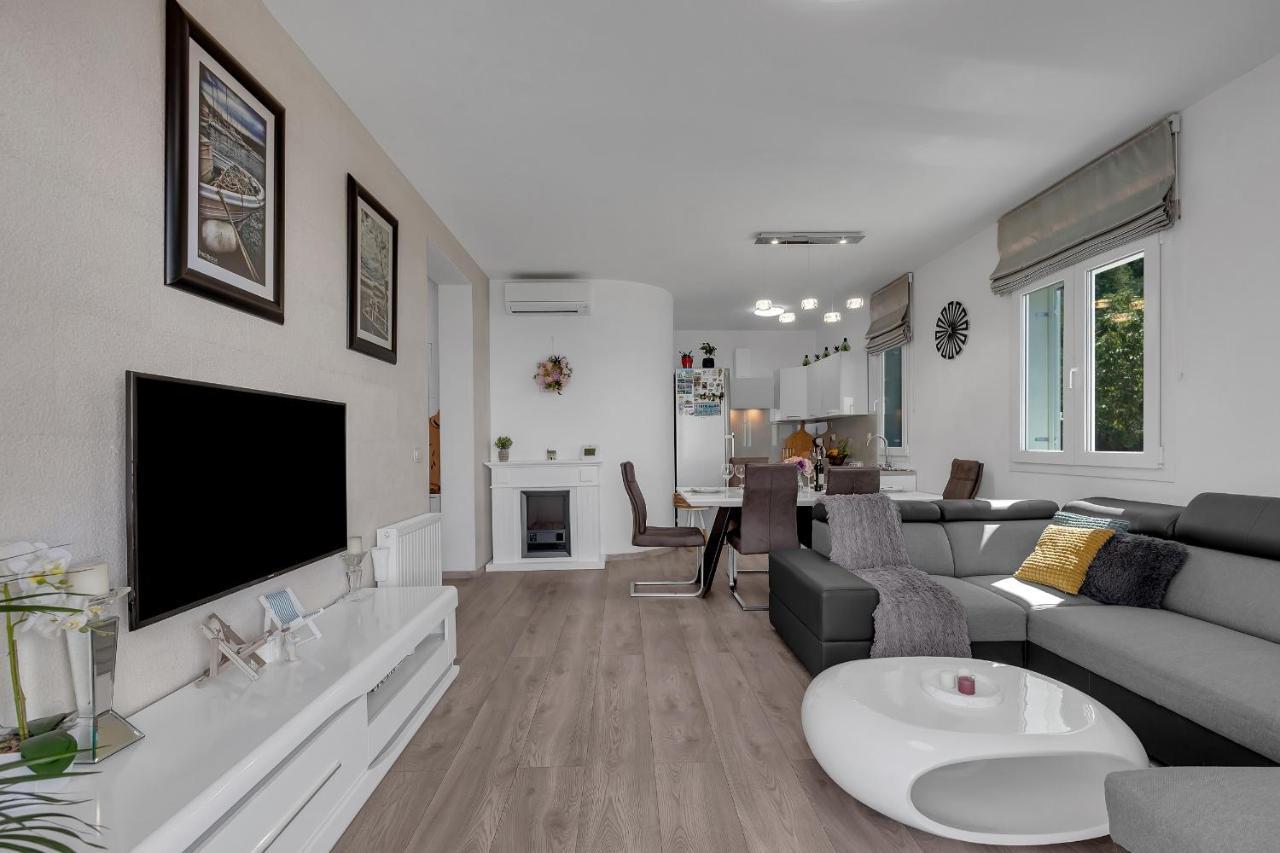 Apartment Apricus Makarska Eksteriør bilde